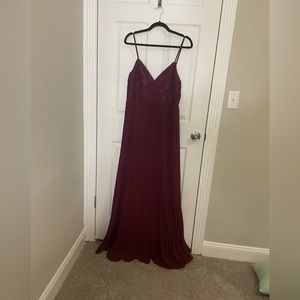 Lulu’s Madalyn Burgundy Lace Maxi Dress Size Large